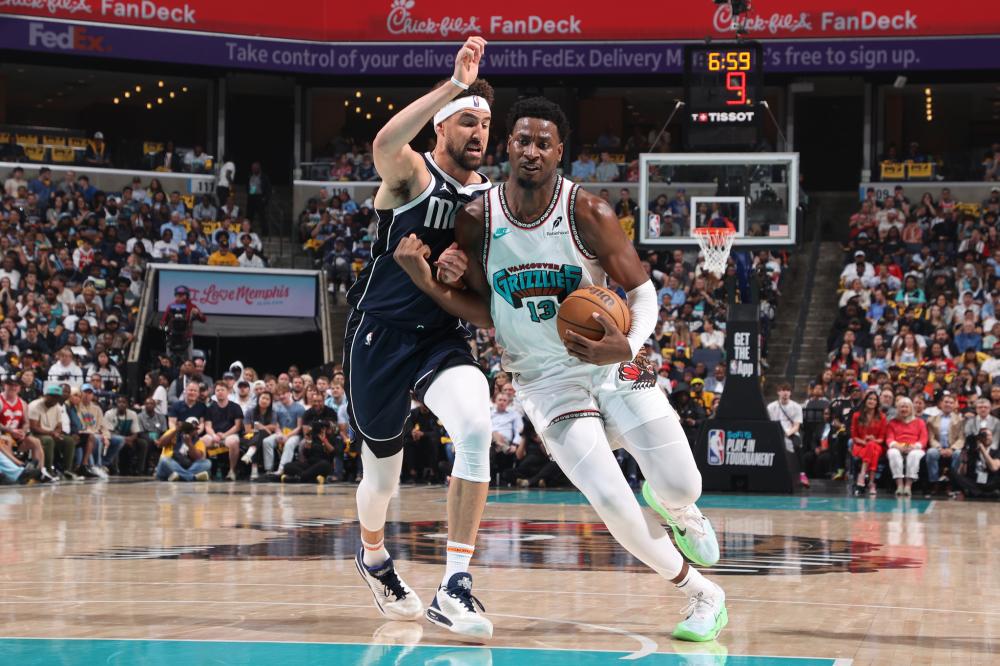 位曾服役于 位曾服役于